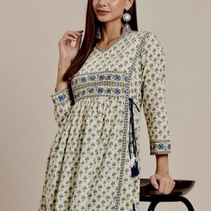 Hand Block print Midi dress In Pure Cotton-Cream-Blue-V-Neck-tie up waist-Casual-occasional-Vintage vibe-Bohemian-Indian summer dress