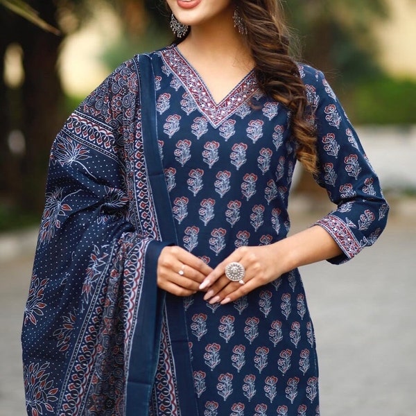 Indigo blue Block print Kurta set in Pure Cotton-Ethnic Indian Salwar Suit-V-Neck-Kurta-Pant-Dupatta-Casual-Occasional-Spring-Sustainable