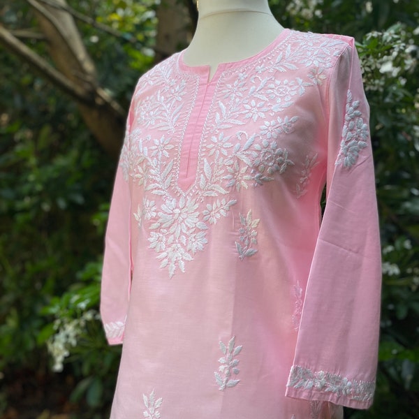 Hand Embroidered Chikankari Tunic-Kurti-Soft Pure Cotton Fabric-Pink-white floral embroidery-Summer Top-Casual-Occasional-Sustainable