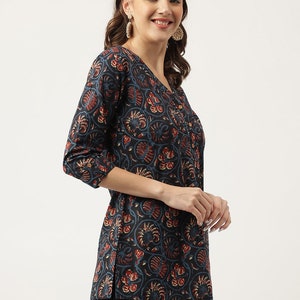 Tunique/Kurti à imprimé blocs de main en pur coton-Noir Imprimé ethnique rouge Kurta pour femmes-Automne-décontracté-Occasionnelle col en V-chemisier indien-durable image 2