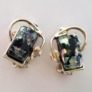 Vintage Coro Black & Iridescent Confetti Lucite Clip-on Earrings Gold tone