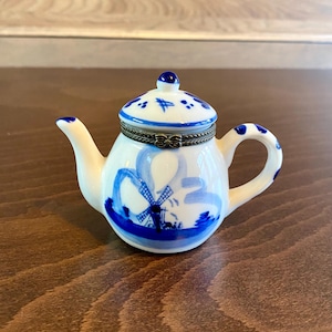 Vintage Royal Delft Blue Tea Pot Trinket Container