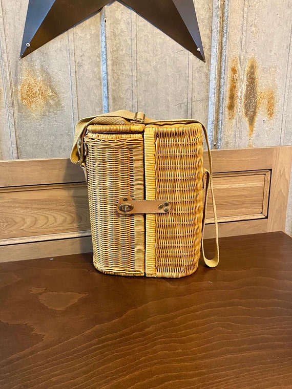 Vintage Picnic and Wine Wicker Carrying Case