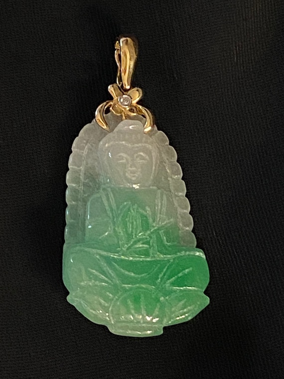 Vintage Jade Quan Yin Pendant - Chinese Carved Jad