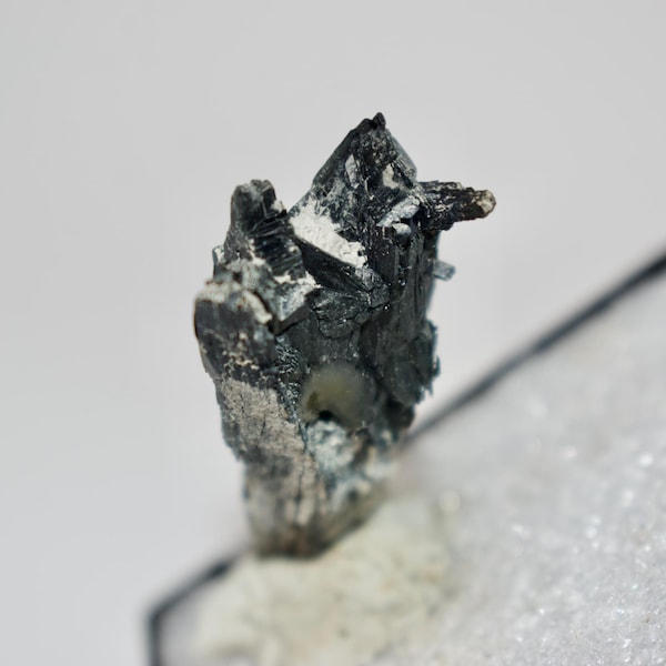 Cristallo di vivianite – Provenienza: Virginia – Esemplare minerale a lama – Pezzo da collezione vintage in scatola