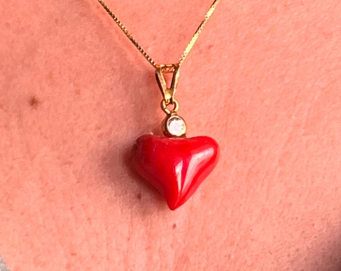 Ciondolo Corallo Naturale, Realizzato in Italia, Artigianale, Regalo per Lei, Collana Veneziana, Gioiello Amore, Cuore, Oro18k