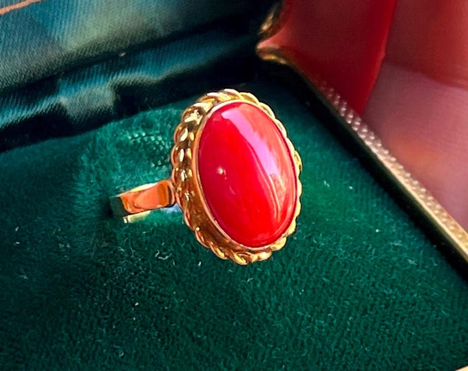 Anello corallo rosa, gioiello elegante, anello rosso, regalo per lei, regalo unico, gioielli fatti a mano