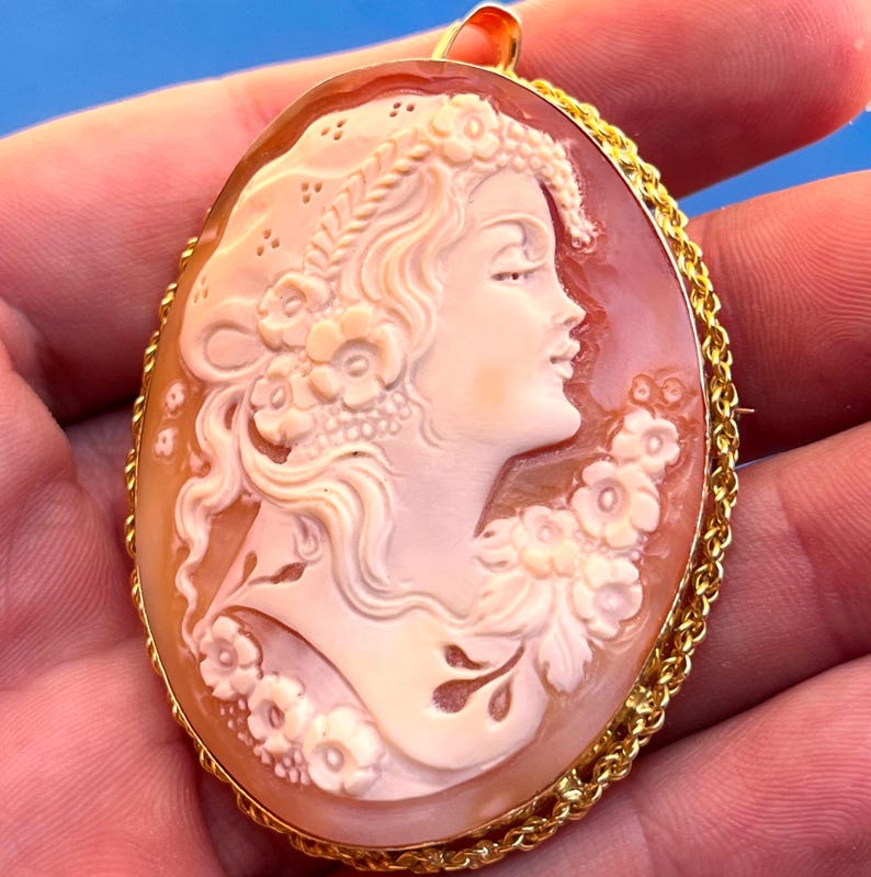 Collana cammeo artigianale stile fantasy, regalo per lei, gioiello femminile esclusivo image 7