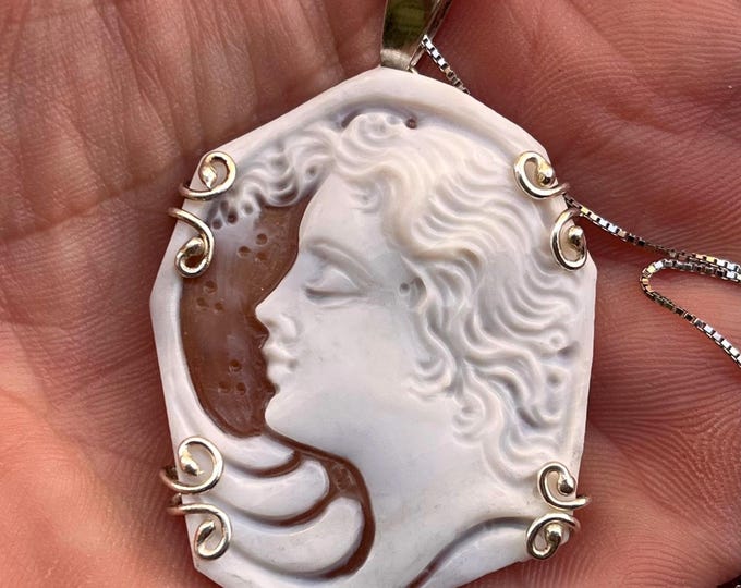 Hand carved cameo pendant, sterling silver wire wrap, Italian shell cameo necklace, elegant woman profile, handcrafted jewelry, exclusive
