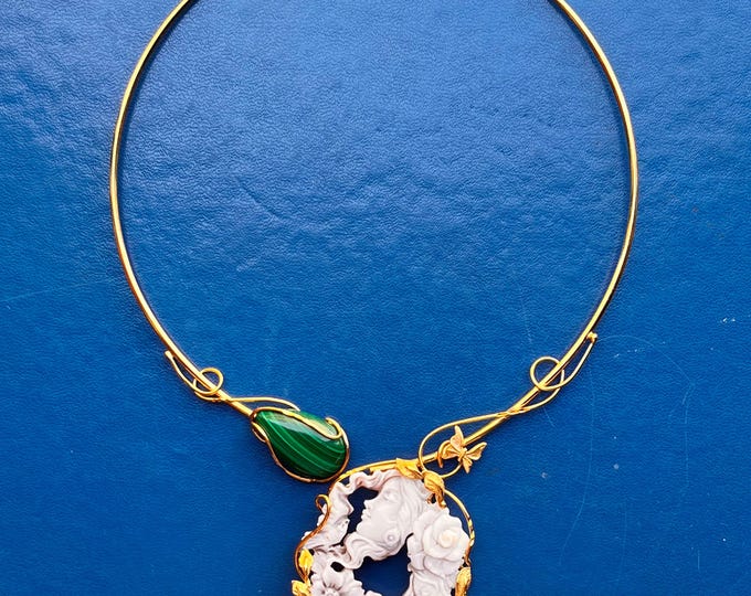 Elegant Hand-Carved Sardonic Shell Cameo Choker - Floral Goddess & Malachite Gem