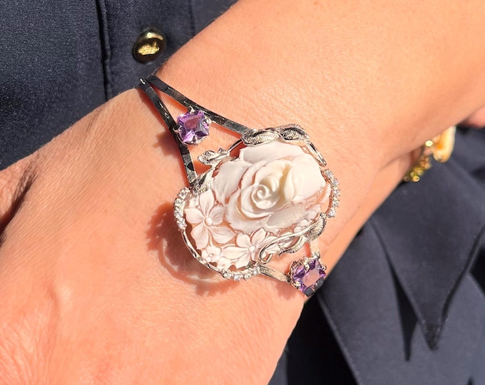 antique style victorian shell cameo bracelet made in italy carved flowers