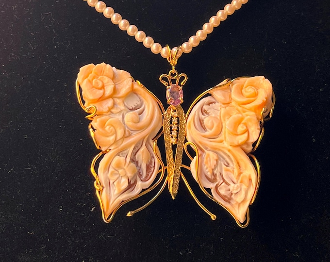 butterfly pendant handmade shell cameo love change lightness freedom life with new perspective