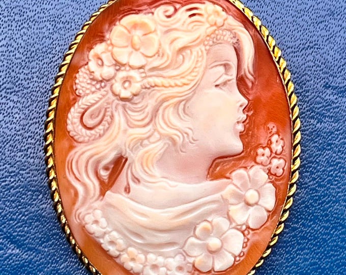 Genuine Cameo Necklace, Classic Cameo, 18K Gold Necklace, Handmade in Italy, Sea Shell, Wedding Gift, Free Shipping