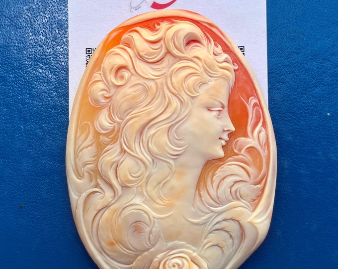 Handmade shell cameo art, romantic lady relief, Italian artisan carving