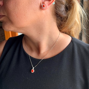 Handmade Coral Pendant Necklace: Elegant Jewelry Gift