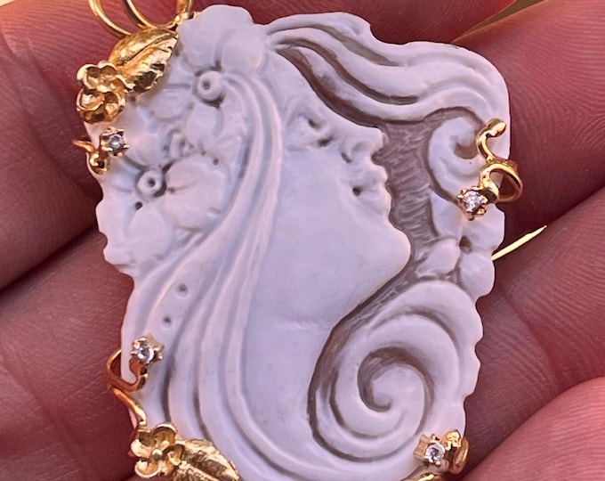Cammeo Artigianale in Argento, Pendente Cammeo Vintage, Gioiello Unico, Regalo per Lei, Stile Classico