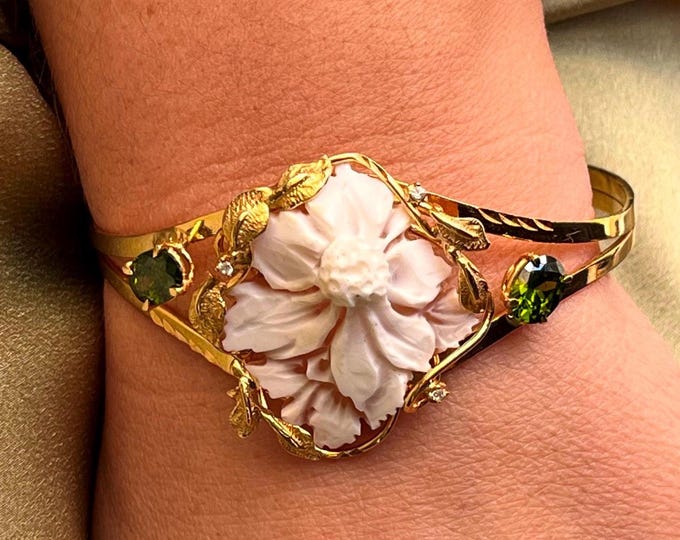 Carved Flower Cameo Bracelet, Handmade Floral Style, 18k Gold Jewelry, Personalized Gift for Her