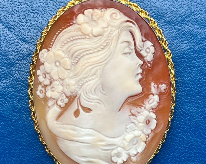 Élégant Camée Coquillage Rose 800 - Déesse Florale | Argent Sterling 925 Plaqué Or 24K - Bijou Antique Raffiné