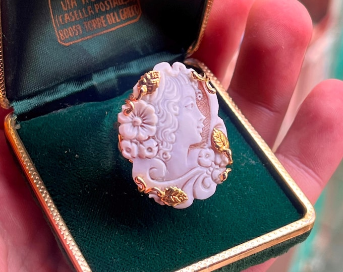 Vintage Style Cameo Shell Ring, Handcrafted Jewelry, Fashion Statement Piece, Women's Fashion