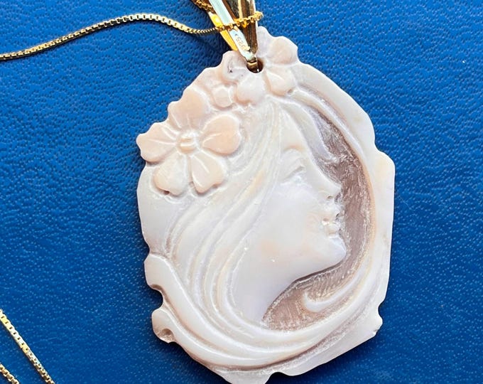 Handmade Sea Shell Cameo Necklace: 18K Gold Minimalist Pendant