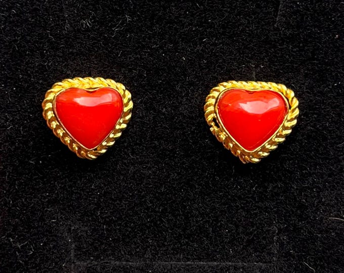 Real coral heart stud earrings, handmade in Italy, gold bezel