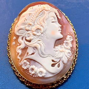 Collana cammeo artigianale stile fantasy, regalo per lei, gioiello femminile esclusivo image 8