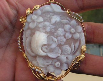 Ciondolo Cammeo a Forma di Fiore, Pendente Inciso, Stile Vintage, Gioiello Raffinato, Regalo Romantico
