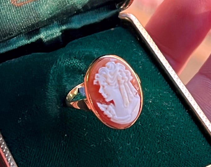 Cameo Ring Carved Shell Cameo lady Estate ITALY BEAUTIFUL 7,5 Elegant bridesmaid wedding occasion gift
