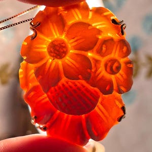 Handskuret snäckskal-prästkrage-cameo-hänge, 18k guld sterlingsilver, italienska blommiga smycken bild 7