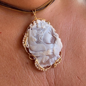 Hand-Carved Mermaid Cameo Pendant: Italian Ocean Jewelry