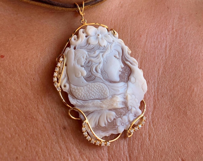 Mermaid lady Carved Cameo Pendant, Ocean Jewelry, Nautical Necklace, Beach Theme Gift, Sea Creature Charm