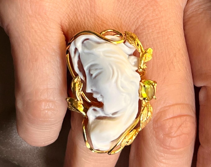 Hand Carved Shell Cameo Ring – 18K Gold Vermeil 925 Silver, Green Tourmaline, Unique Italian Art Jewelry 30x14mm