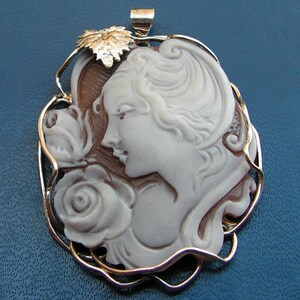 cammeo ciondolo vittoriano del 1880 in Argento 925 raffigurante donna fiori natura image 8