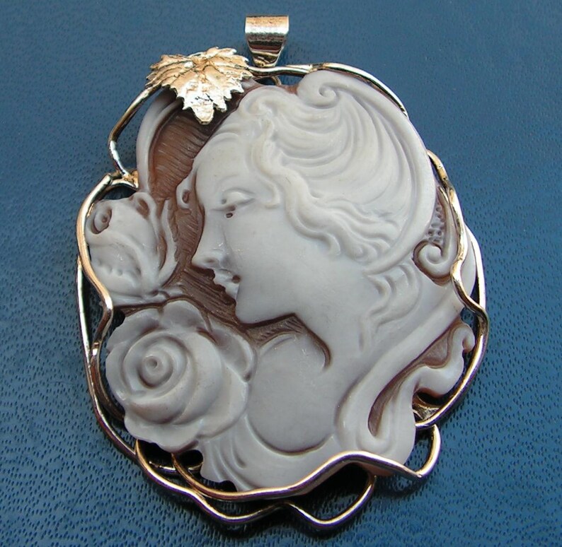 cammeo ciondolo vittoriano del 1880 in Argento 925 raffigurante donna fiori natura image 8