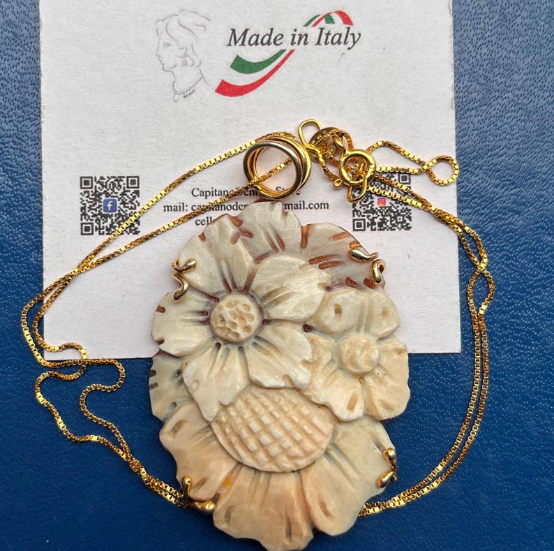 Handskuret snäckskal-prästkrage-cameo-hänge, 18k guld sterlingsilver, italienska blommiga smycken bild 2