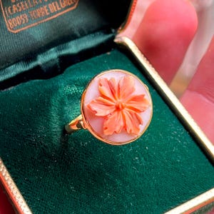 Gold 18k Cameo Ring, Handgefertigter Ring mit Blumen, Einzigartiges Geschenk zum Abschluss, Muttertag Schmuck, Geschenkidee