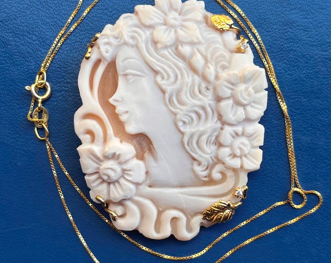 Hand-Carved Floral Cameo Necklace, 18k Gold Pendant, Artisan Made in Italy, Unique Christmas Gift for Her