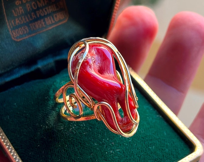 Red Coral Love Knot Ring | 18K Gold Vermeil, Adjustable Handmade in Italy