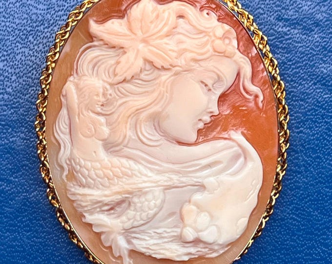 Collana con cammeo Mermaid of the Seas, gioielli vittoriani, fatti a mano, realizzati in Italia, ciondolo spilla, regalo per lei