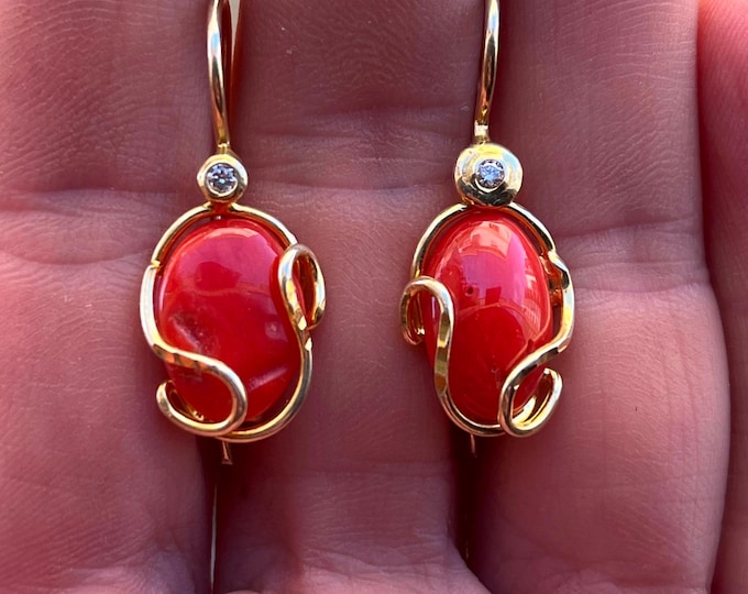Elegant Red Coral Pendants, Handmade Earrings, 18k Gold Natural Coral, Simple Jewelry, Gift for Her, Fashion Accessory