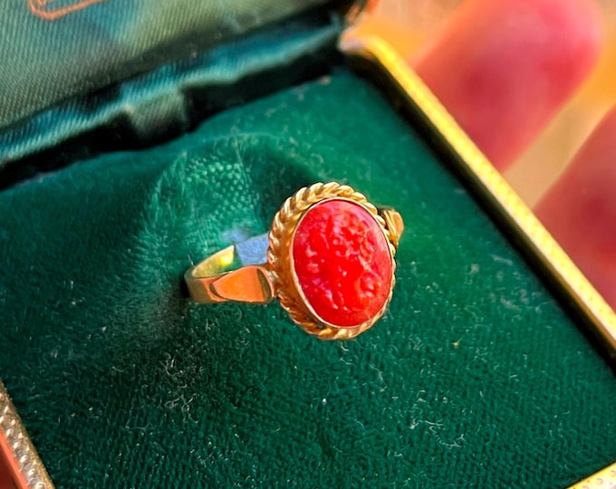 Handmade Antique Coral Ring: Italian Carved Woman's Face