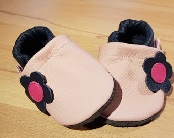 Size 17/18 Single pair of small flowers, leather slippers, crawling shoes, slippers