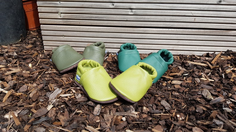 Solid-color leather baby shoes, available in many different colors, crawling shoes, slippers, first walking shoes for the first steps, Flitzeklein image 2