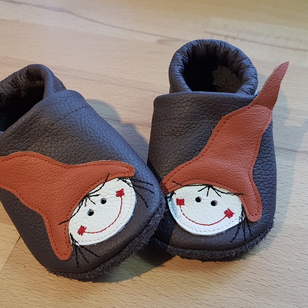 Pantoufles en cuir, chaussures rampantes, chaussures pour bébés, pantoufles, chaussures pour enfants, premiers marcheurs, cuir, Flitzeklein, chaussures faites maison