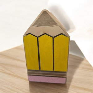 Fichier SVG pot à crayons crayon – Gravure laser bois – Cadeau Maîtresse / Maître / ATSEM