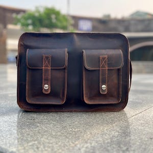 Retro braune Leder Messenger Tasche Personalisierte Leder Laptoptasche, handgefertigte Leder Crossbody-Tasche, Leder Schultertasche, Leder Reisetasche