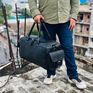 Leather Weekender Bag, Leather Duffle Bag, Large Travel Bag, Personalized Outdoor Bag, Holdall Bag, Groomsmen Gift Bag, Leather Gym Bag