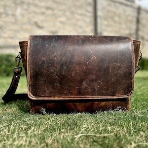 Cowhide Leather Messenger Bag, Personalized Laptop Briefcase Travel Crossbody Bag Leather Shoulder bag Men Messenger bag  Birthday Gift