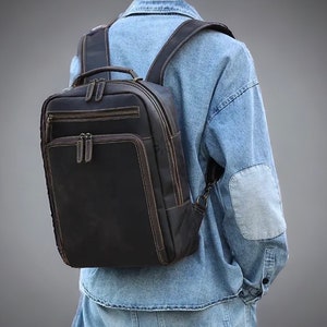 Rustikaler brauner Rucksack aus Rindsleder Vintage Brauner Laptop-Rucksack Hipster Rucksack Wanderrucksack Handgemachter Rucksack Geburtstagsgeschenk