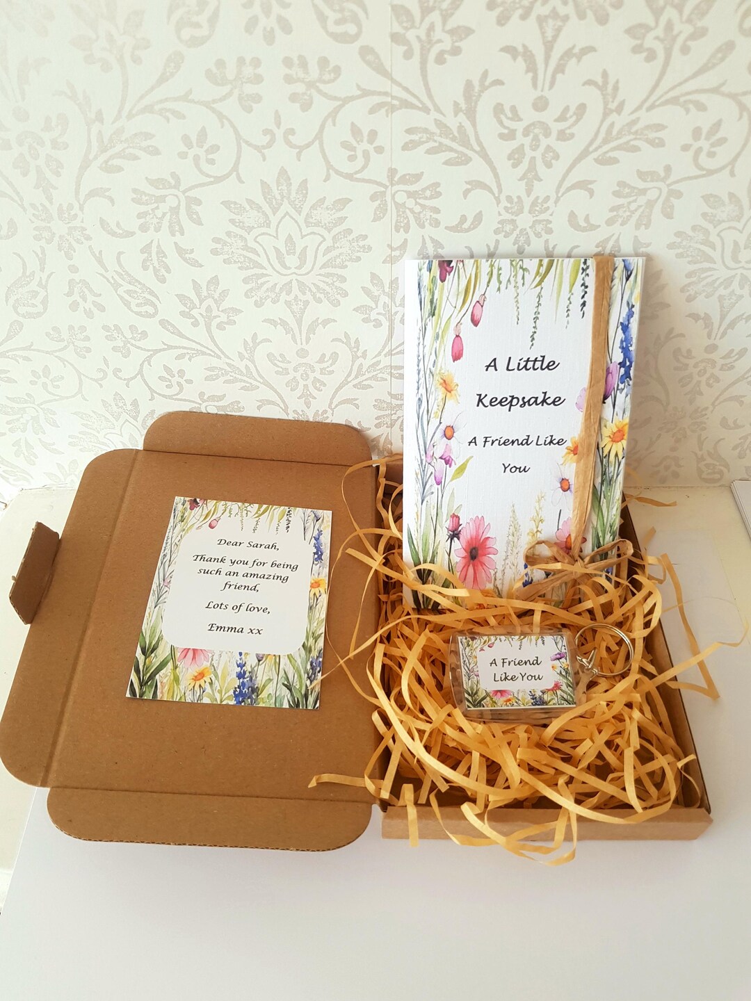Friendship Gift Set: Keepsake Card & Keyring - 'A Friend Like You ...